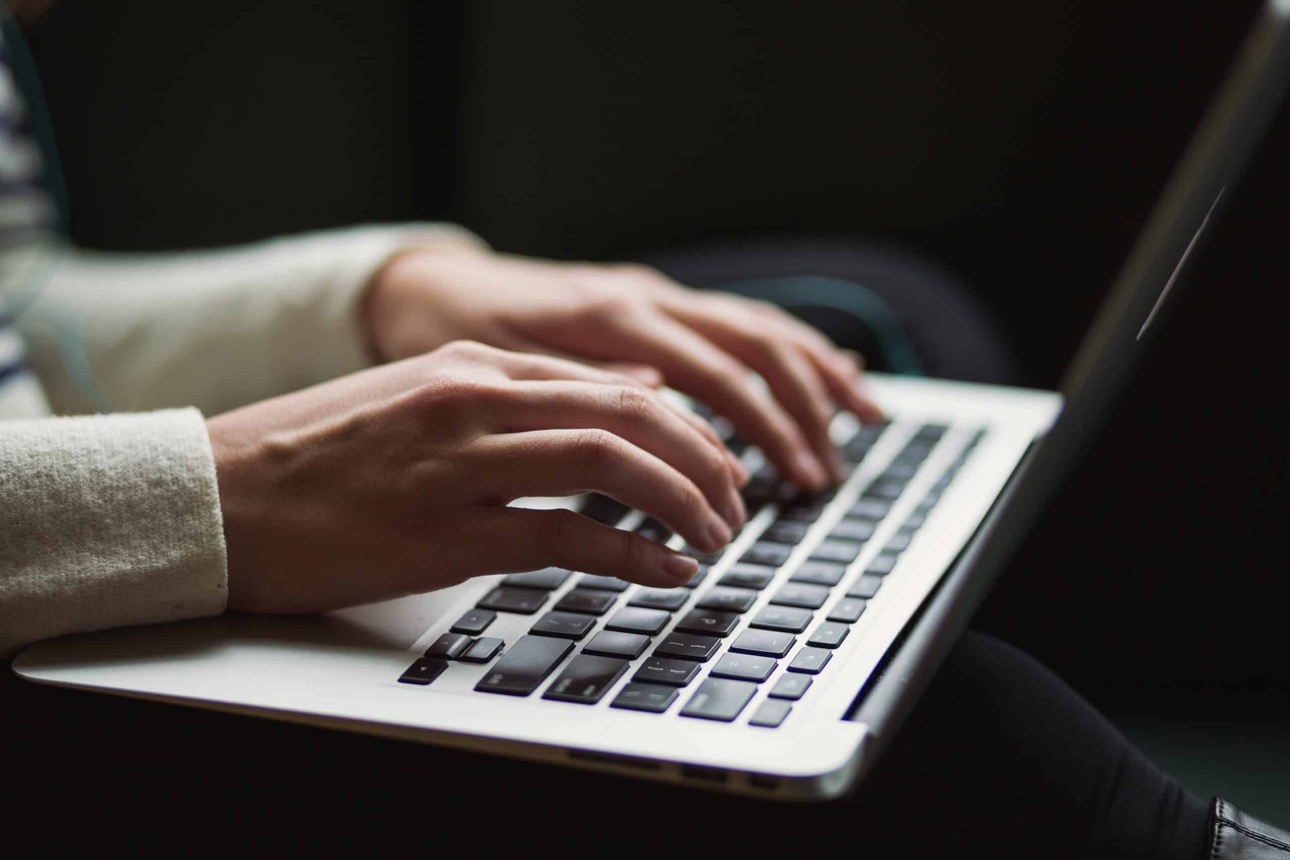 The Author: A Successful Journey of a Full-Time Freelance Writer