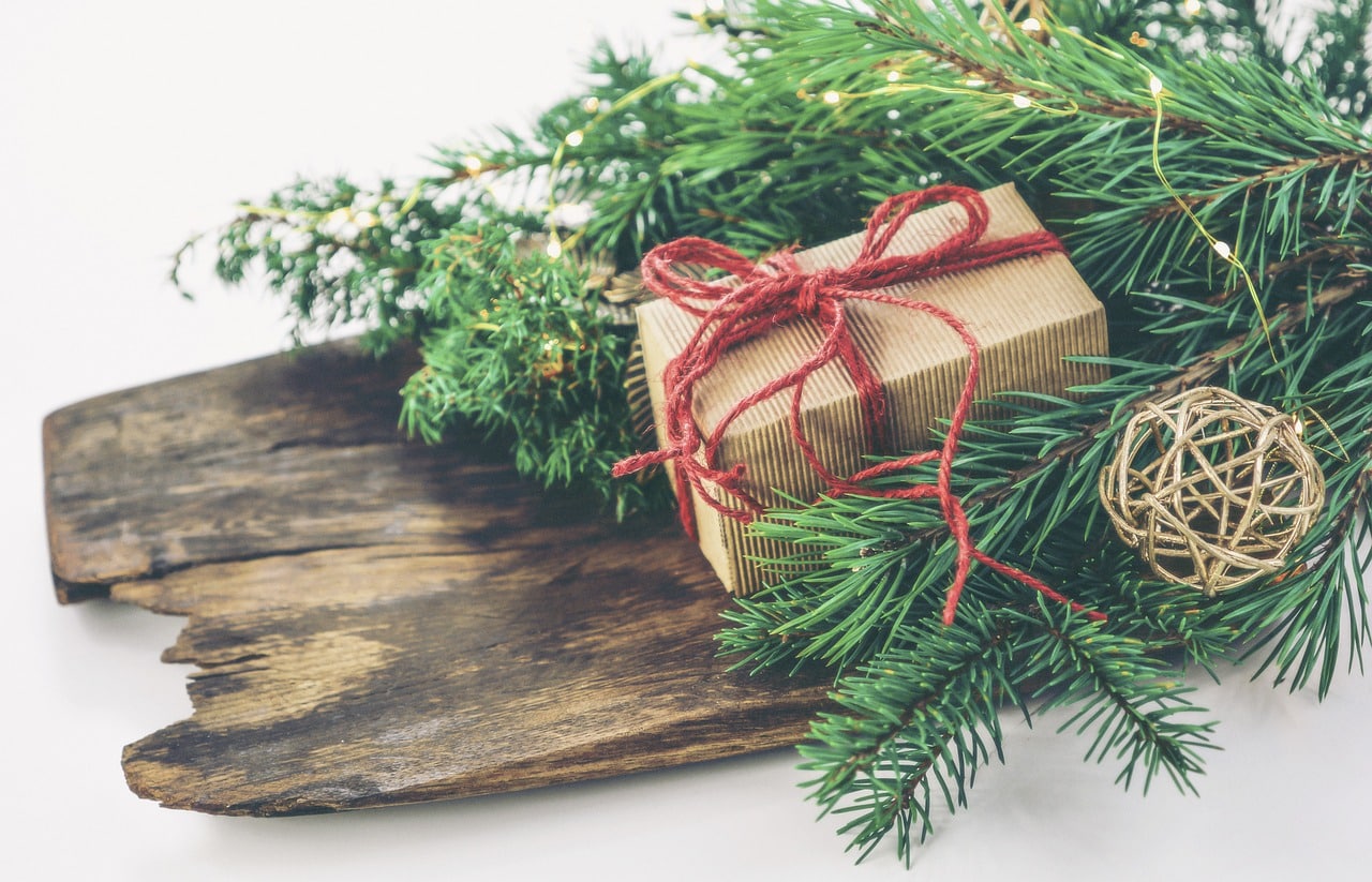 The Importance of Thoughtful and Meaningful Gift-Giving during the Holiday Season